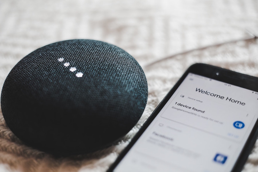 Apps integrating Internet of Things